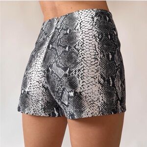 Vintage Garage Black and White Snakeskin 90s Shorts